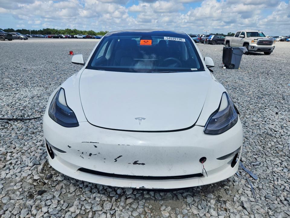 54539136 :رقم المزاد ، 5YJ3E1EB0NF267758 vin ، 2022 Tesla Model 3 مزاد بيع