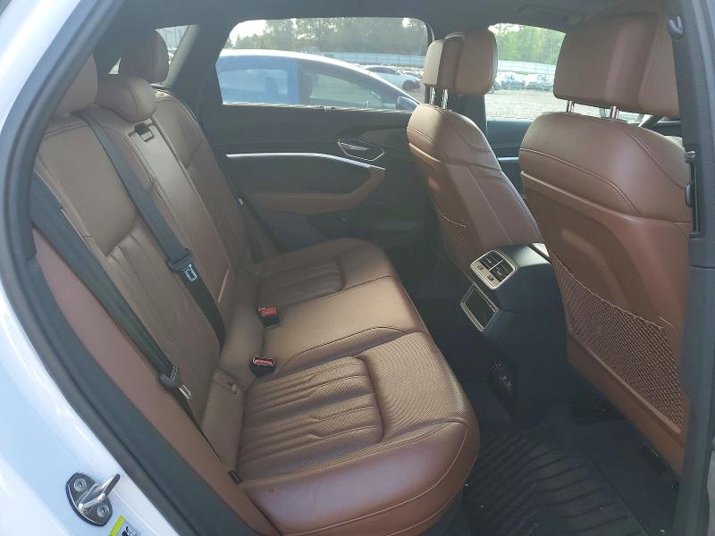Продаж на аукціоні авто 2019 Audi E-tron, vin: WA1VABGE1KB017214, номер лоту: 53086986