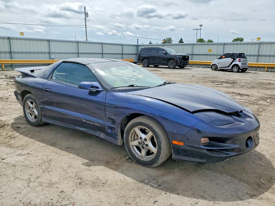 53708256 :رقم المزاد ، 2G2FV22G9Y2156893 vin ، 2000 Pontiac Firebird مزاد بيع