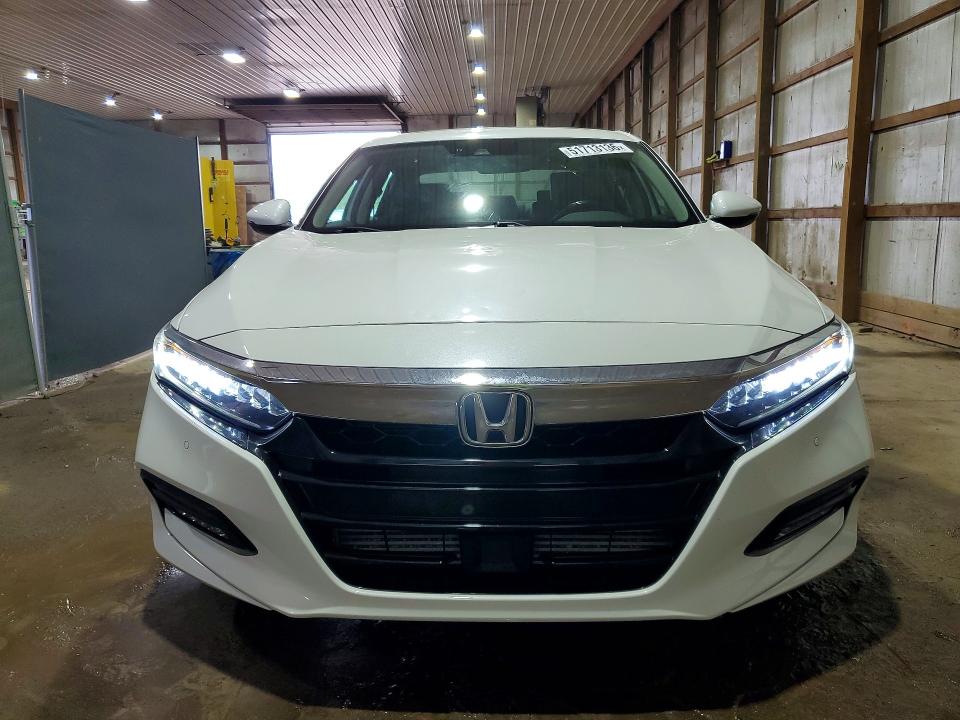 Aukcja sprzedaży 2018 Honda Accord, vin: 1HGCV1F90JA109582, numer aukcji: 51713136