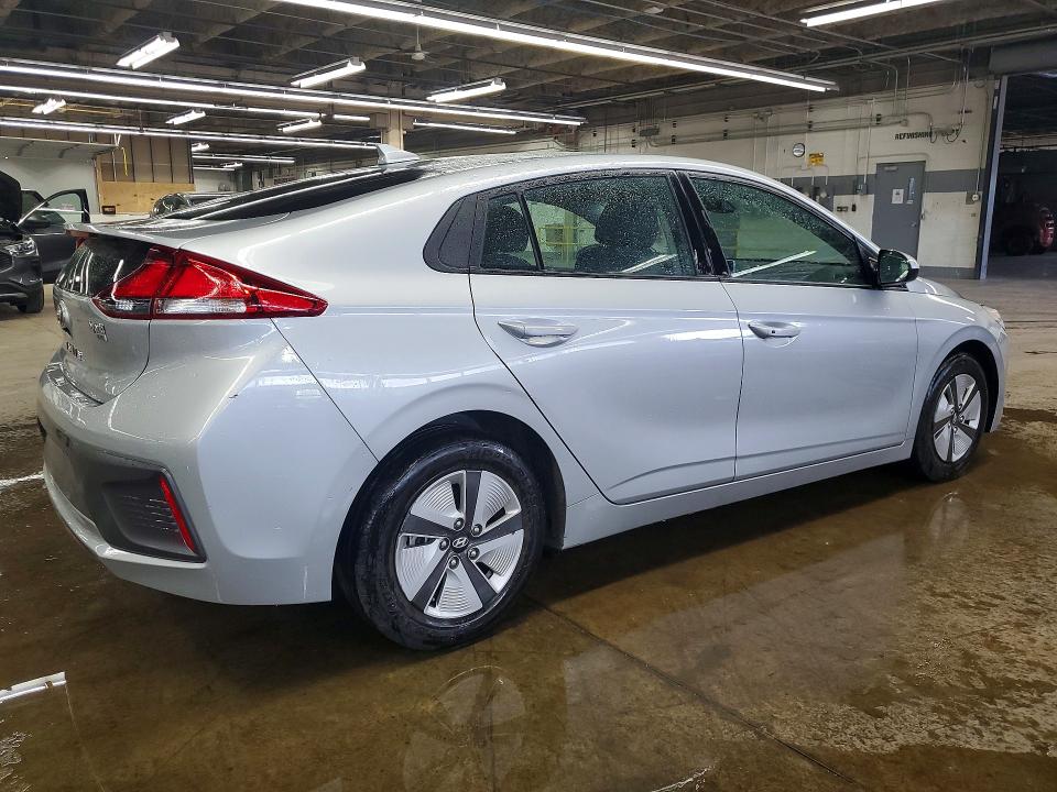 Продажа на аукционе авто 2021 Hyundai Ioniq, vin: KMHC65LC6MU257933, номер лота: 52817236