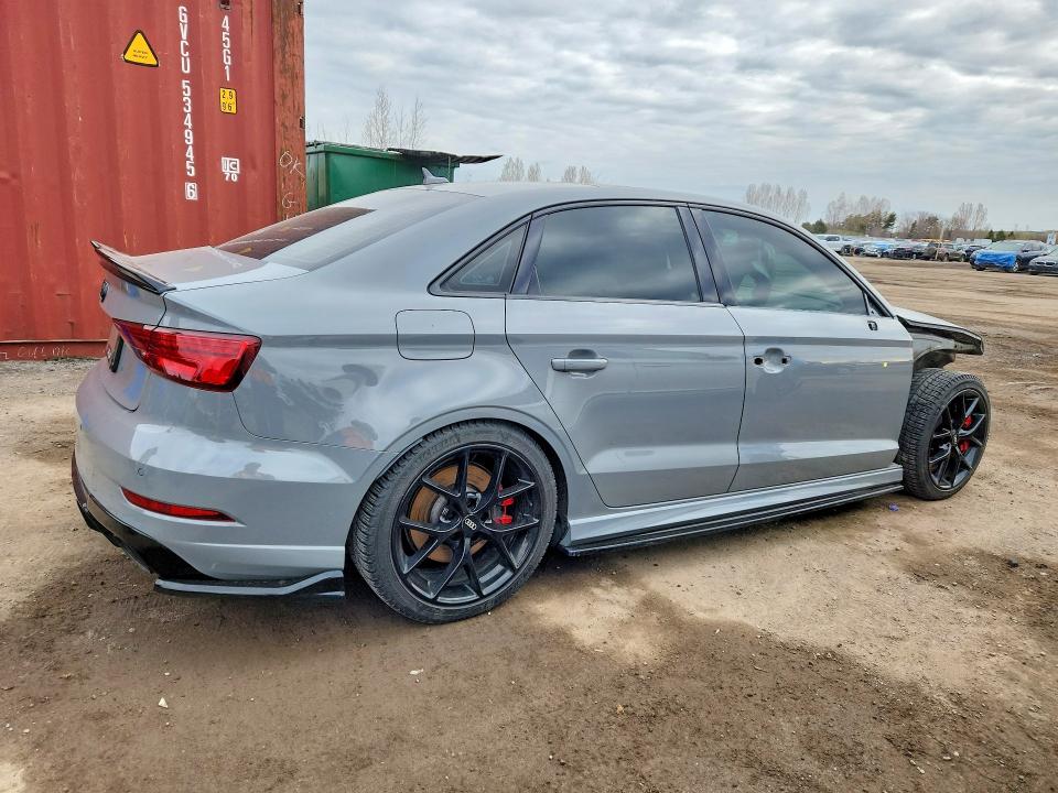 50107336 :رقم المزاد ، WUABWGFF3J1900014 vin ، 2018 Audi Rs3 مزاد بيع