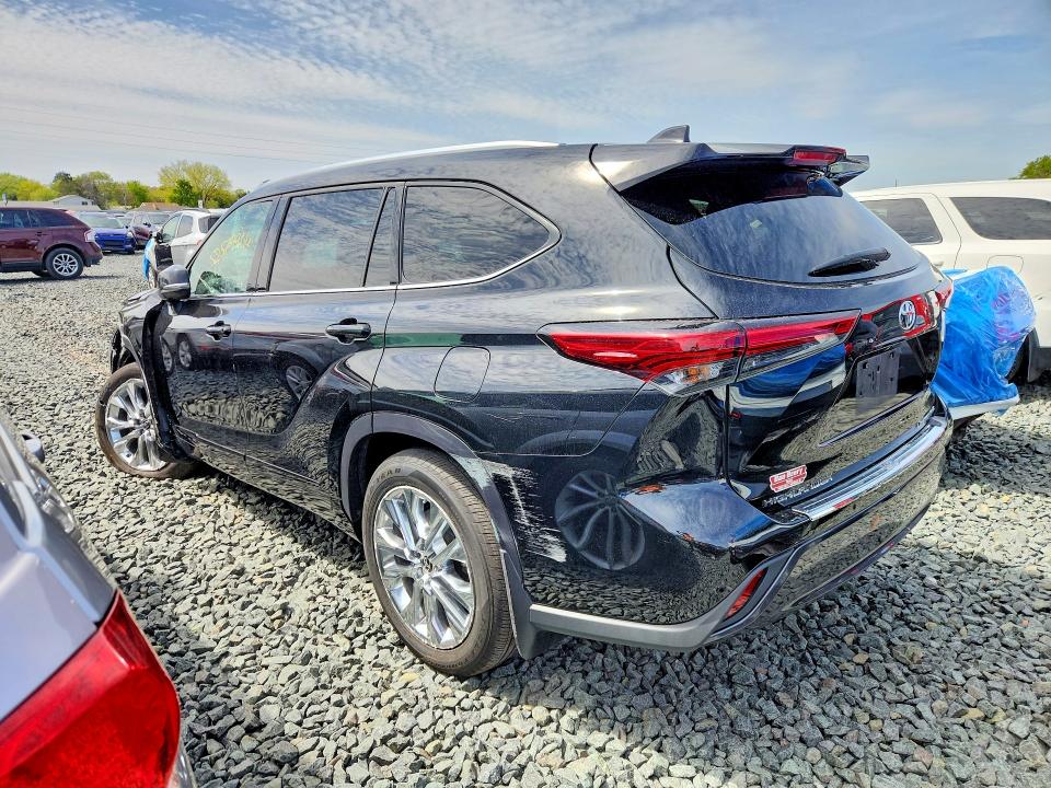 Продаж на аукціоні авто 2021 Toyota Highlander, vin: 5TDDZRBH9MS125676, номер лоту: 52579966