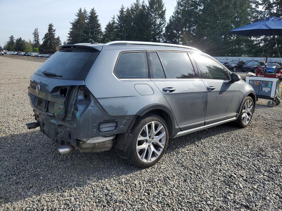 51776486 :رقم المزاد ، 3VWH17AU4HM513025 vin ، 2017 Volkswagen Golf Alltrack مزاد بيع