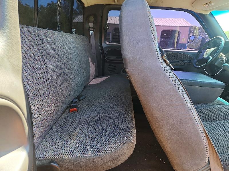 2000 Dodge Ram 2500 მანქანა იყიდება აუქციონზე, vin: 3B7KF2368YG128660, აუქციონის ნომერი: 52924216
