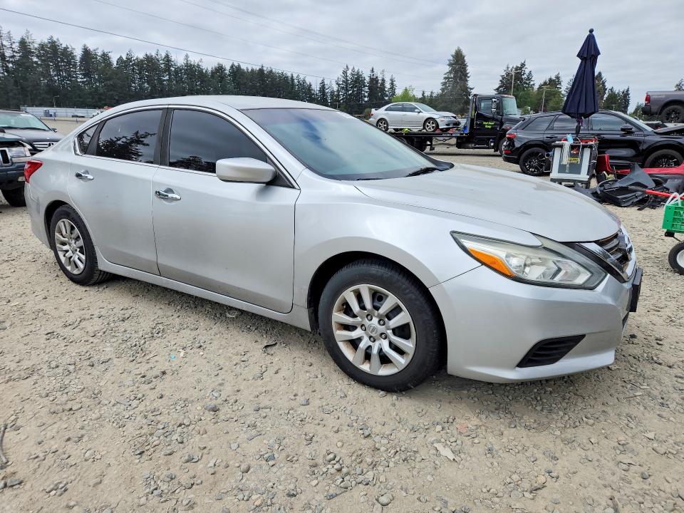 2016 Nissan Altima მანქანა იყიდება აუქციონზე, vin: 1N4AL3AP2GN368000, აუქციონის ნომერი: 52601646