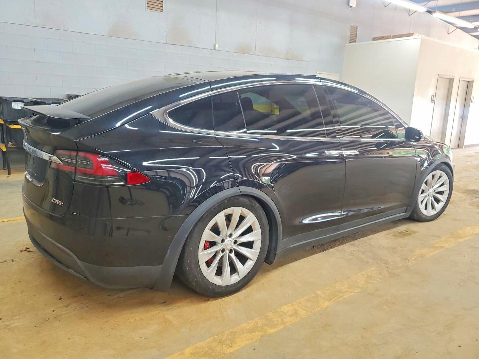 Продажа на аукционе авто 2016 Tesla Model X, vin: 5YJXCAE4XGFS00192, номер лота: 52245756
