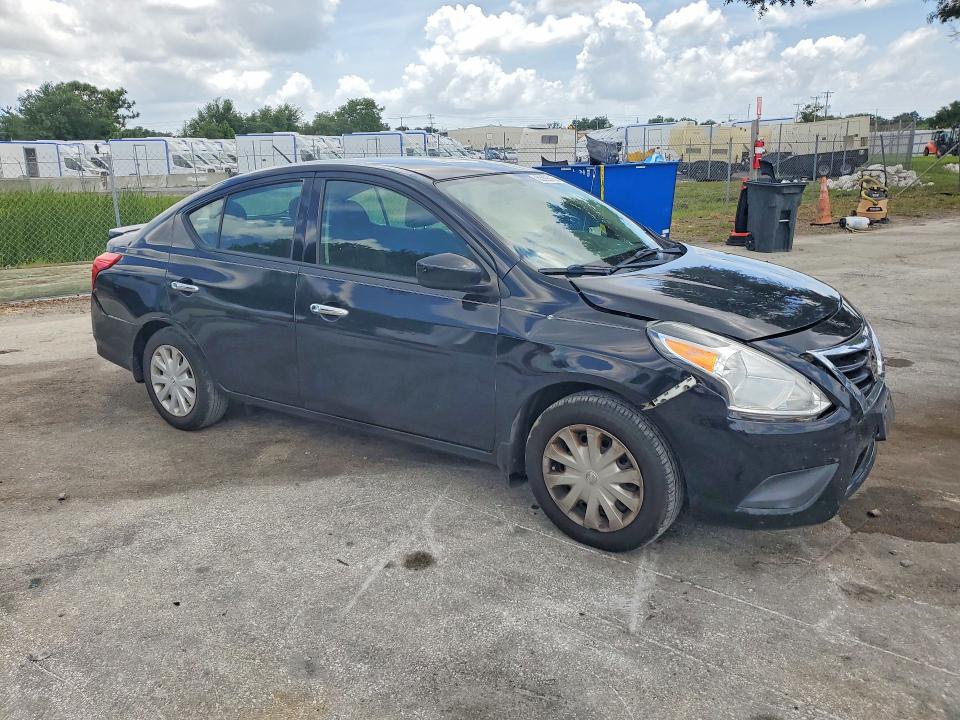 55095156 :رقم المزاد ، 3N1CN7AP8HL903405 vin ، 2017 Nissan Versa مزاد بيع