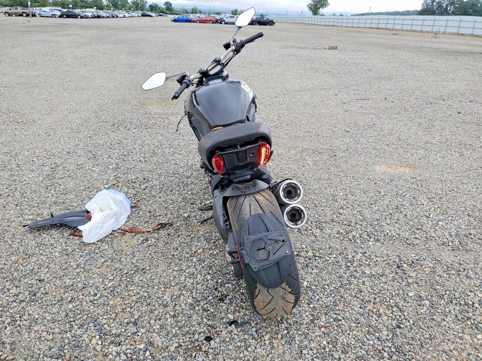 Aukcja sprzedaży 2011 Ducati Diavel, vin: ZDM13BLW5BB003172, numer aukcji: 52175486