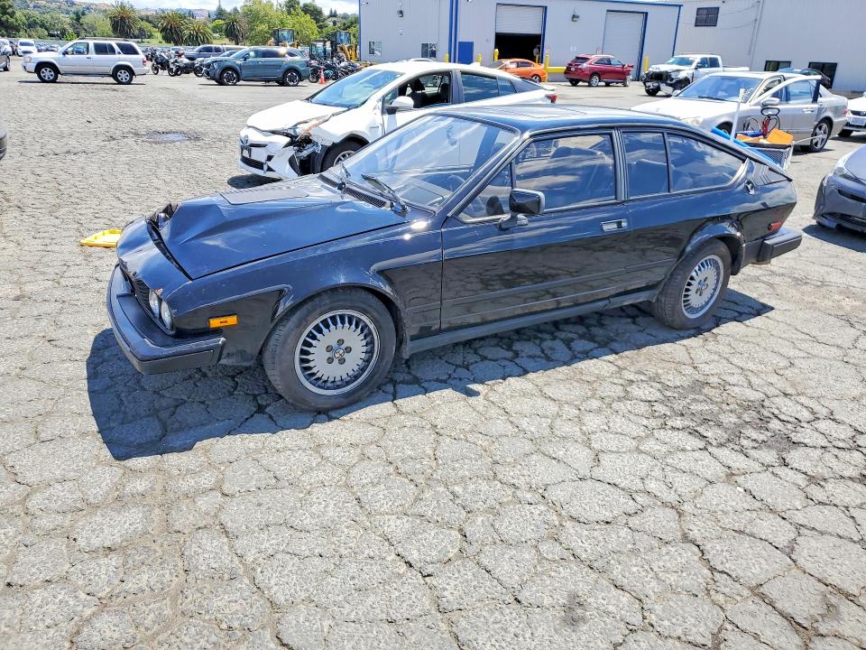 Продажа на аукционе авто 1986 Alfa Romeo Gt, vin: ZARAA6696G1008060, номер лота: 52699256