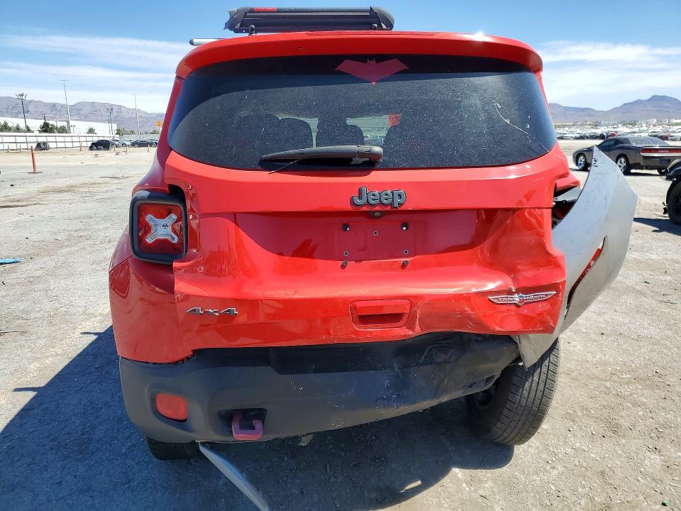 2018 Jeep Renegade მანქანა იყიდება აუქციონზე, vin: ZACCJBCB9JPG75473, აუქციონის ნომერი: 55178406