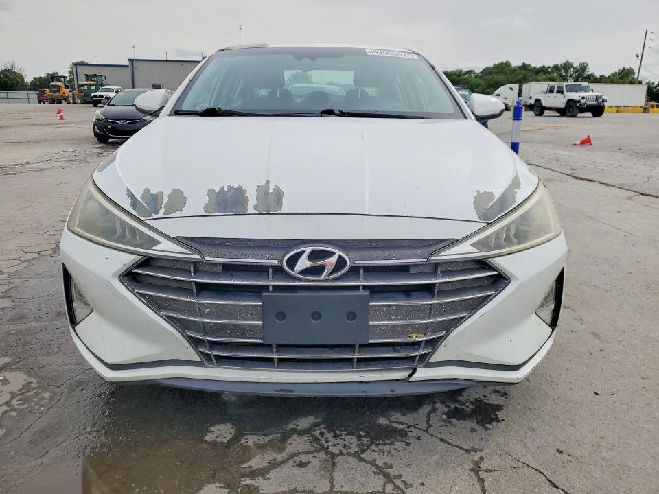 52020826 :رقم المزاد ، 5NPD84LF1KH417697 vin ، 2019 Hyundai Elantra مزاد بيع