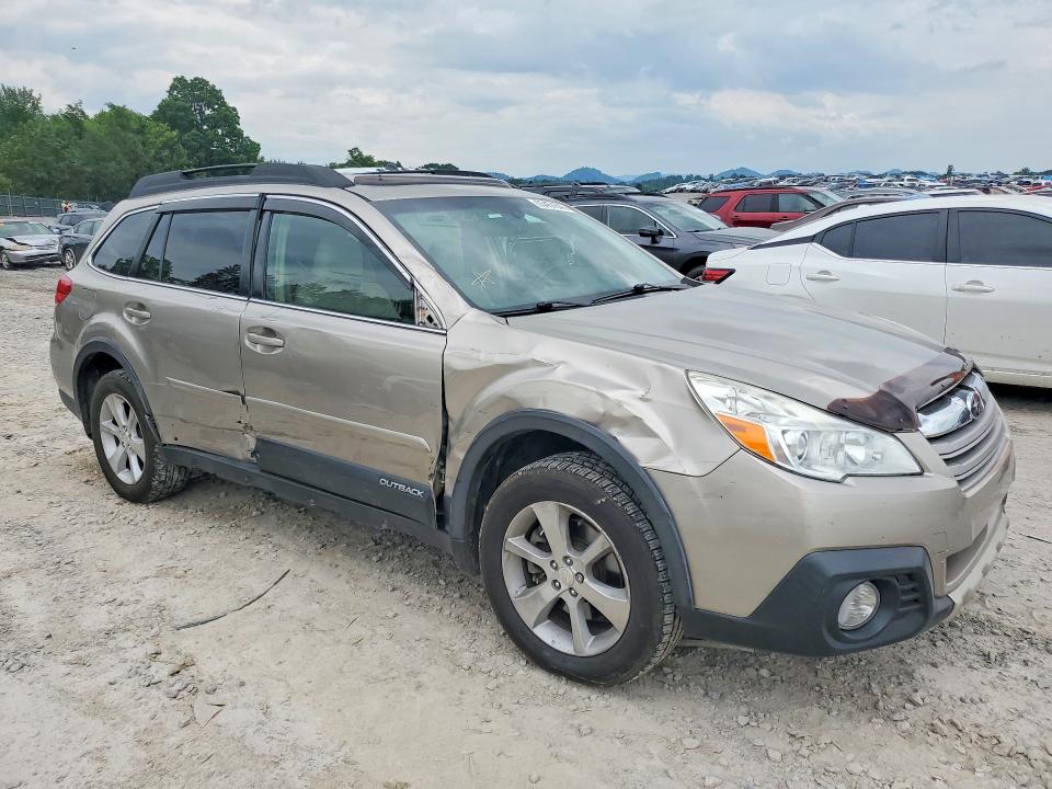 55451846 :رقم المزاد ، 4S4BRDNC0E2314974 vin ، 2014 Subaru Outback مزاد بيع