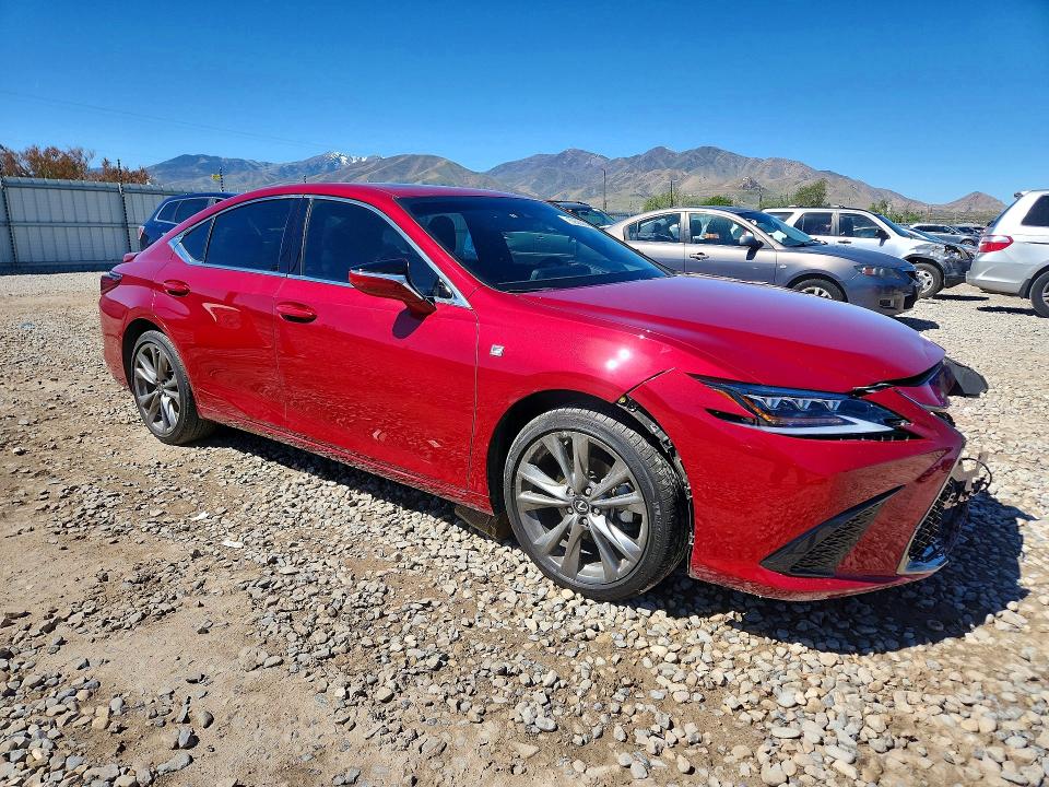 52588646 :رقم المزاد ، 58ABZ1B18KU022953 vin ، 2019 Lexus Es مزاد بيع