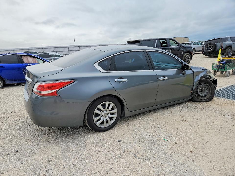 52730166 :رقم المزاد ، 1N4AL3AP2FN867765 vin ، 2015 Nissan Altima مزاد بيع