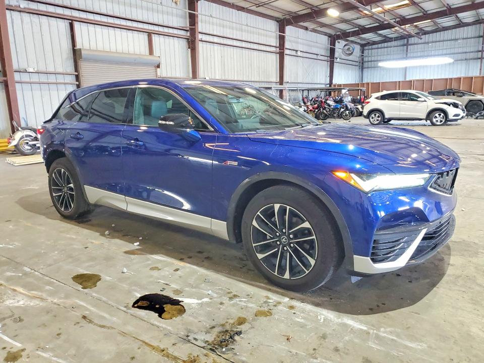 53157206 :رقم المزاد ، 4W5KHMRK3RZ509637 vin ، 2024 Acura Zdx مزاد بيع