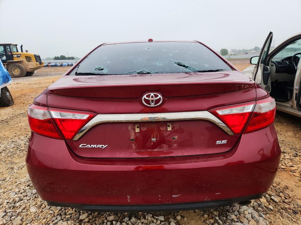 54169796 :رقم المزاد ، 4T1BF1FK9HU795457 vin ، 2017 Toyota Camry مزاد بيع