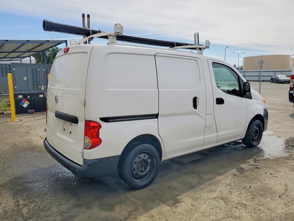 56724126 :رقم المزاد ، 3N6CM0KN2JK692408 vin ، 2018 Nissan Nv200 مزاد بيع