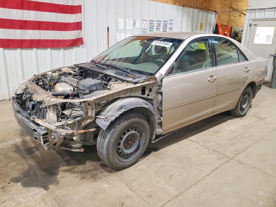 52787546 :رقم المزاد ، 4T1BE32K73U222859 vin ، 2003 Toyota Camry مزاد بيع