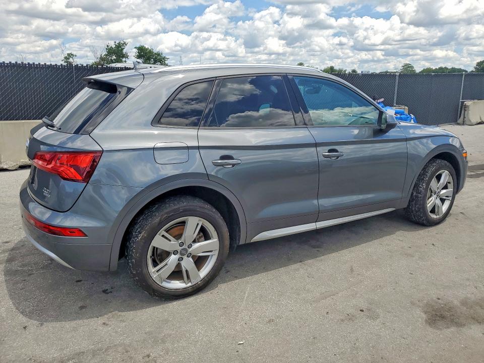 53626526 :رقم المزاد ، WA1ANAFY9J2012933 vin ، 2018 Audi Q5 مزاد بيع