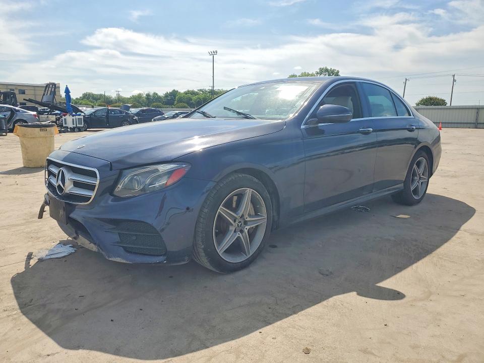 52723946 :رقم المزاد ، WDDZF4JB0JA395778 vin ، 2018 Mercedes-benz E مزاد بيع