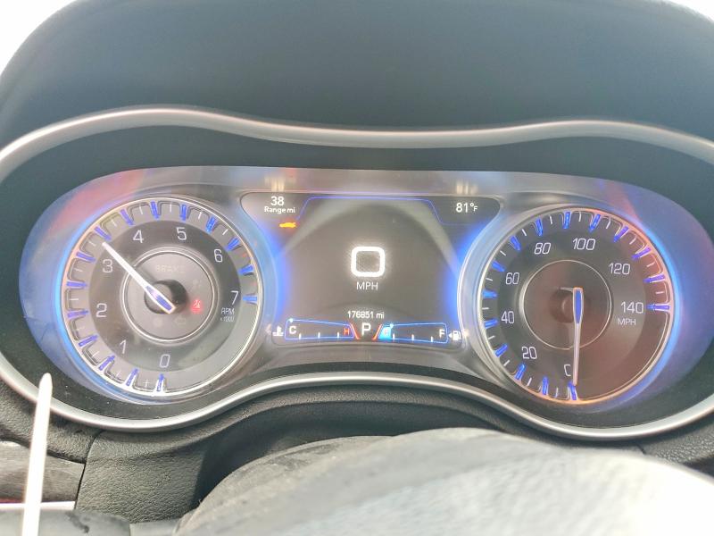 2015 Chrysler 300 მანქანა იყიდება აუქციონზე, vin: 2C3CCAAG4FH779501, აუქციონის ნომერი: 54068066