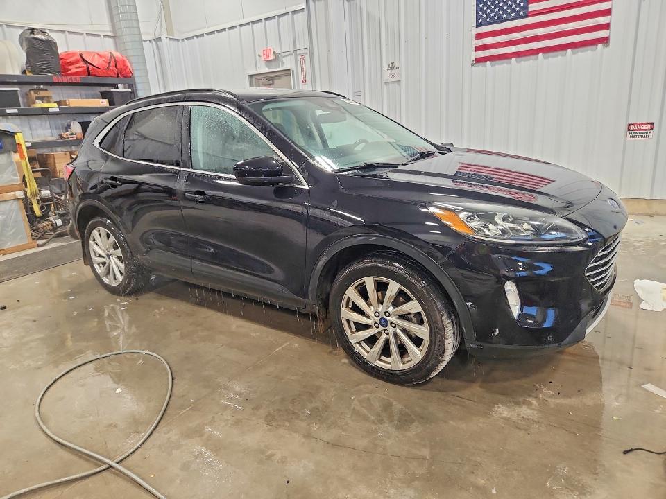 2022 Ford Escape მანქანა იყიდება აუქციონზე, vin: 1FMCU9DZ8NUA76642, აუქციონის ნომერი: 53401476