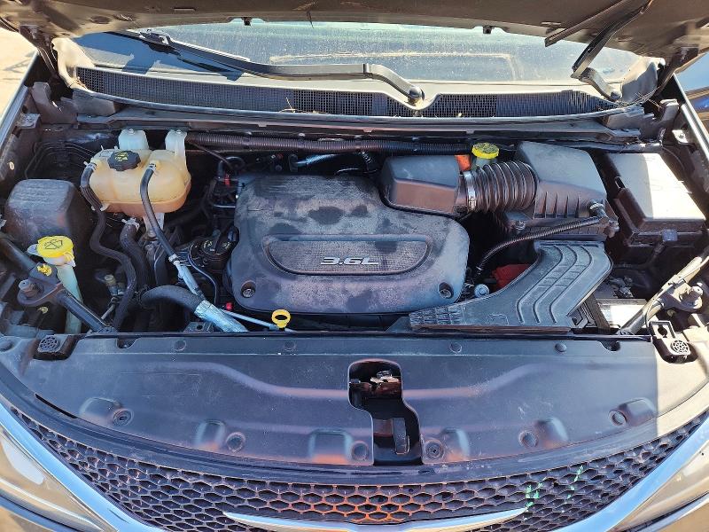 Продажа на аукционе авто 2017 Chrysler Pacifica, vin: 2C4RC1BG1HR576891, номер лота: 51794246