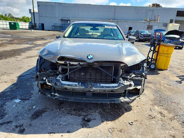 53267686 :رقم المزاد ، WBA7U2C07LGJ59956 vin ، 2020 Bmw 750 مزاد بيع