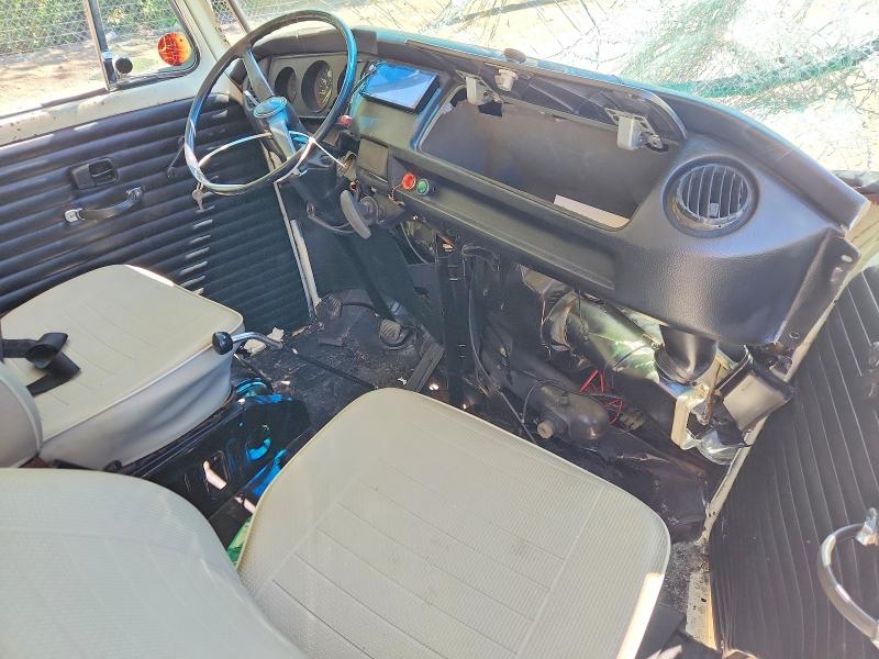 1977 Volkswagen Transporter მანქანა იყიდება აუქციონზე, vin: 2272018247, აუქციონის ნომერი: 55379156