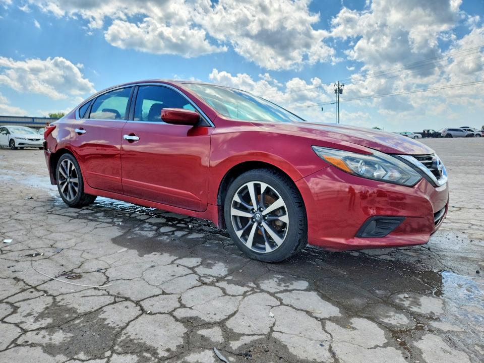Продажа на аукционе авто 2016 Nissan Altima, vin: 1N4AL3AP2GC182310, номер лота: 53649126