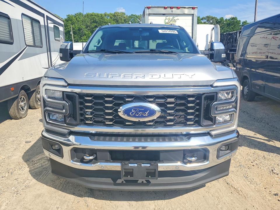 54414996 :رقم المزاد ، 1FT8W3DM4PEE02214 vin ، 2023 Ford F350 مزاد بيع