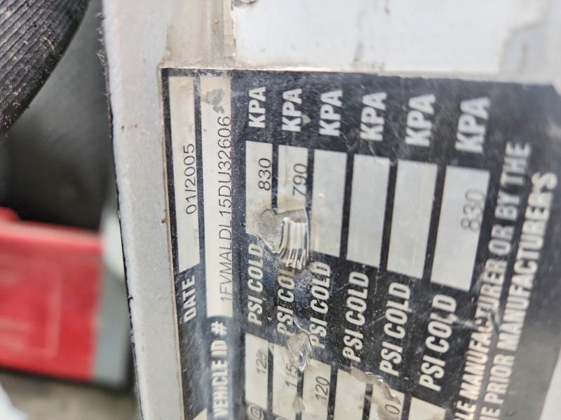 2005 Freightliner Conventional მანქანა იყიდება აუქციონზე, vin: 1FVMALDL15DU32606, აუქციონის ნომერი: 53912216