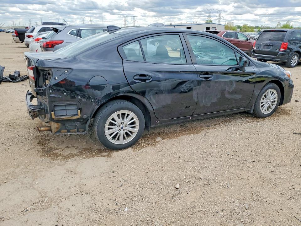 53105826 :رقم المزاد ، 4S3GKAB62J3600423 vin ، 2018 Subaru Impreza مزاد بيع