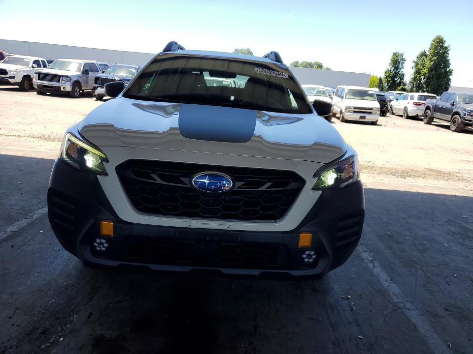 53635546 :رقم المزاد ، 4S4BTGUD3N3230395 vin ، 2022 Subaru Outback مزاد بيع
