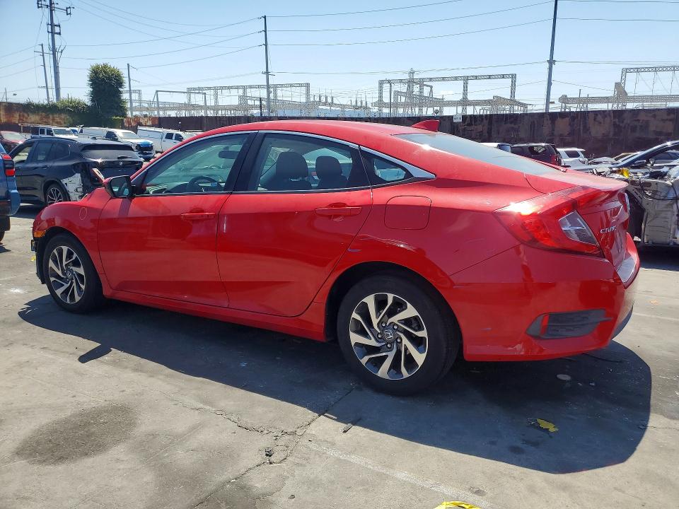 53630256 :رقم المزاد ، 2HGFC2F72JH510284 vin ، 2018 Honda Civic مزاد بيع