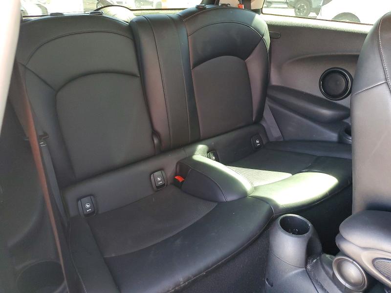 55185306 :رقم المزاد ، WMWXP5C59J2G62616 vin ، 2018 Mini Cooper مزاد بيع