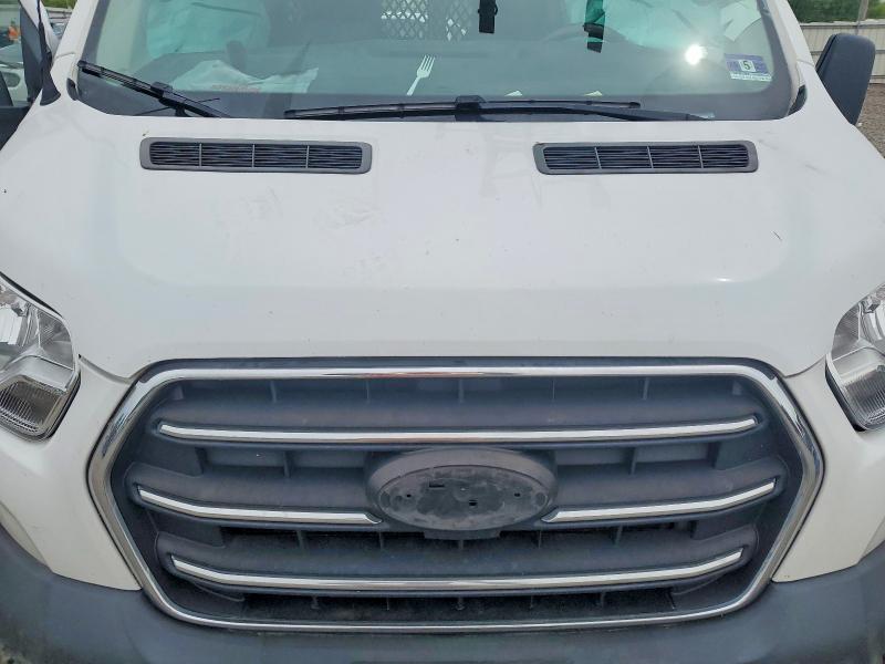 52924796 :رقم المزاد ، 1FTBR1Y88LKB05666 vin ، 2020 Ford Transit مزاد بيع
