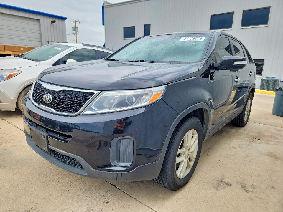 54175576 :رقم المزاد ، 5XYKT3A65FG611679 vin ، 2015 Kia Sorento مزاد بيع