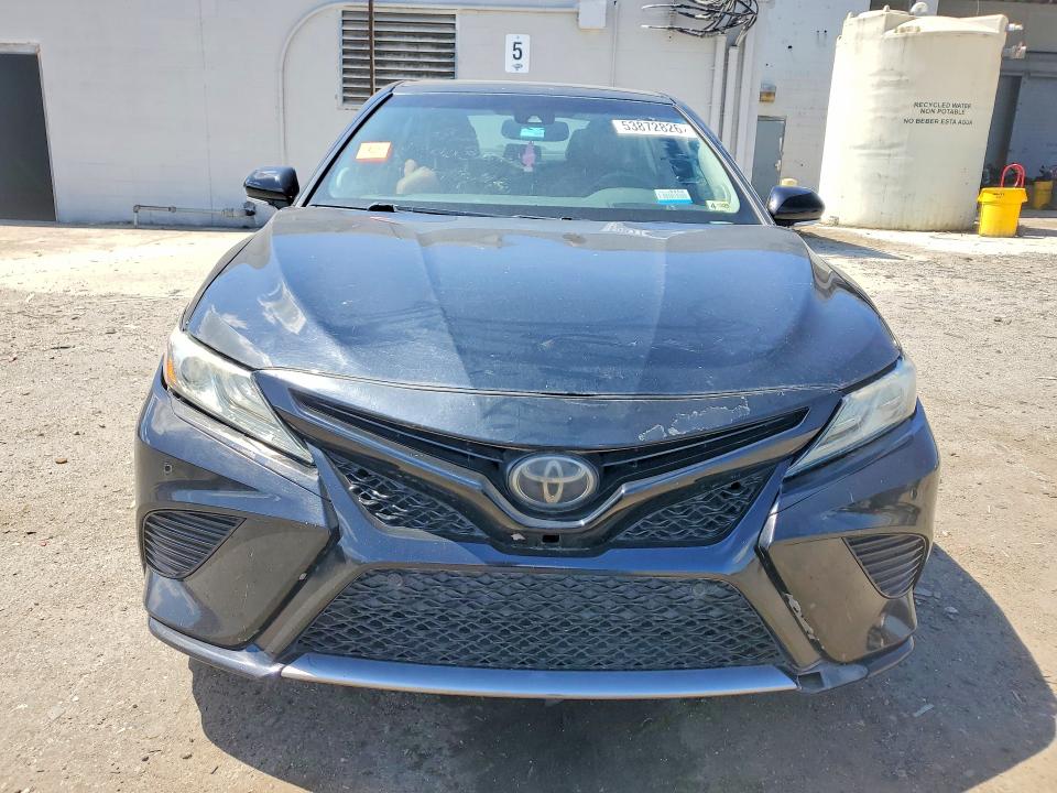 2018 Toyota Camry მანქანა იყიდება აუქციონზე, vin: 4T1BZ1HK7JU003672, აუქციონის ნომერი: 53872826