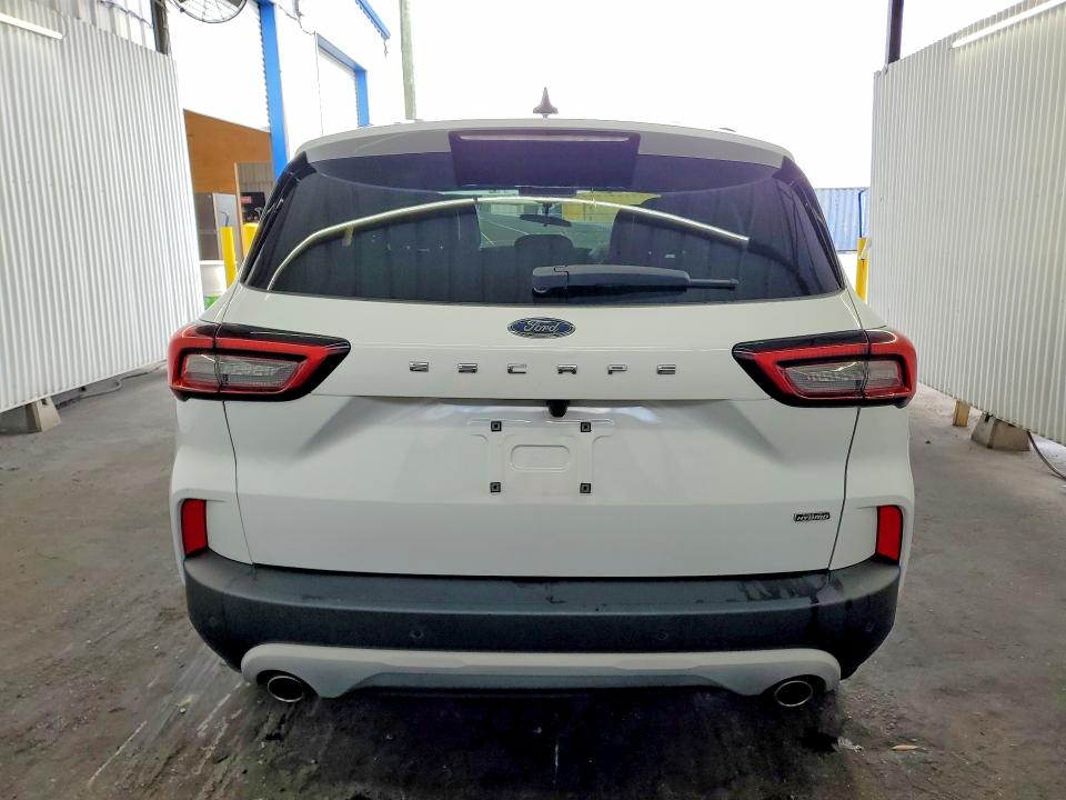 Продажа на аукционе авто 2023 Ford Escape, vin: 1FMCU0E11PUA61245, номер лота: 54881406