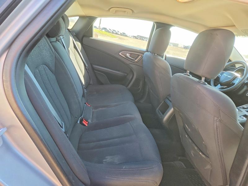 Auction sale of the 2015 Chrysler 200, vin: 1C3CCCFB2FN623845, lot number: 52713696