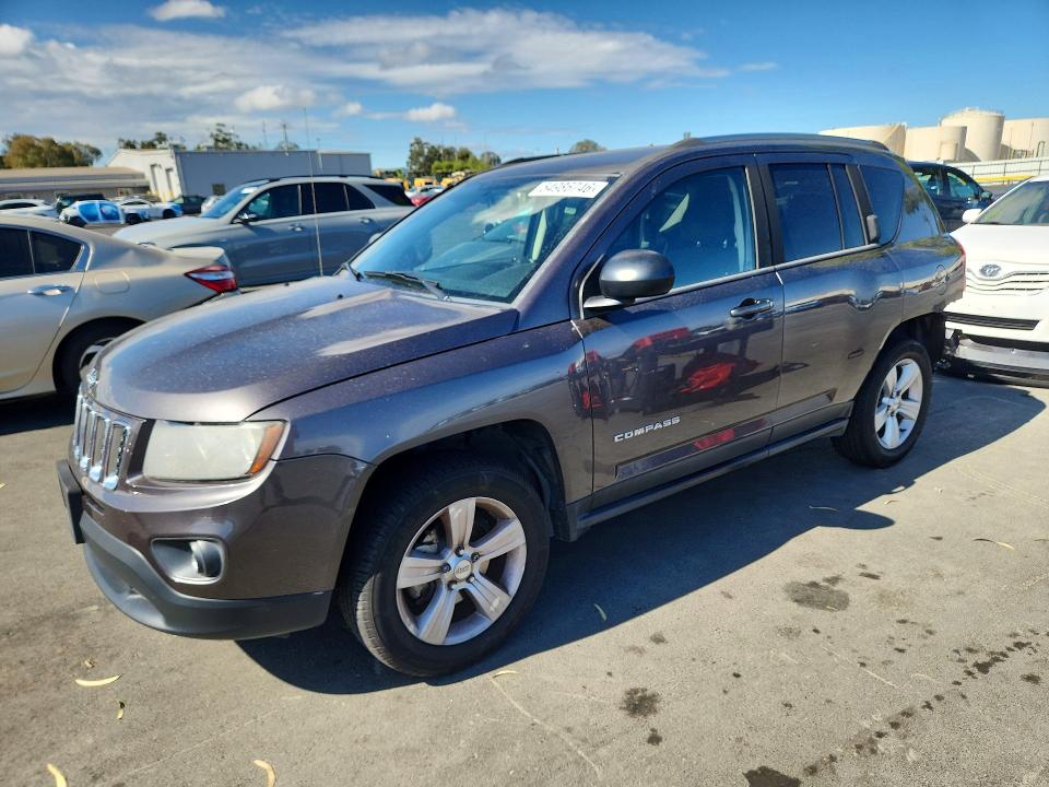 2014 Jeep Compass მანქანა იყიდება აუქციონზე, vin: 1C4NJDBB7ED858672, აუქციონის ნომერი: 54986746
