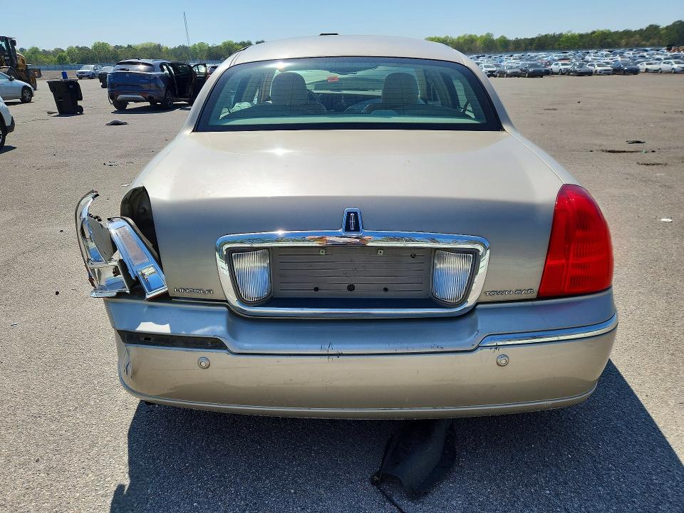 Aukcja sprzedaży 2005 Lincoln Town Car, vin: 1LNHM81W15Y635077, numer aukcji: 54116056