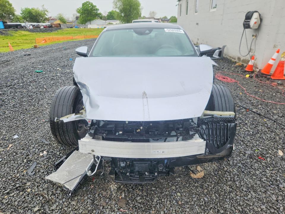 52685906 :رقم المزاد ، WAUFJBFW6R7003274 vin ، 2024 Audi E-tron Gt مزاد بيع