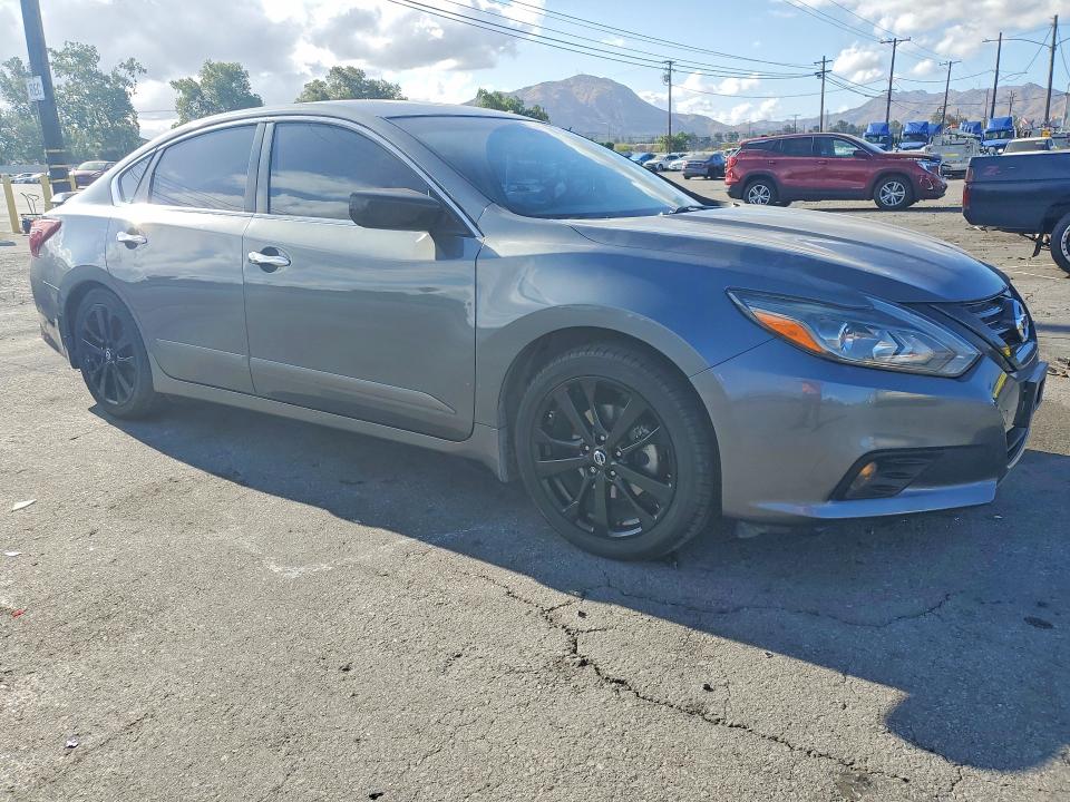 2018 Nissan Altima მანქანა იყიდება აუქციონზე, vin: 1N4AL3AP1JC286763, აუქციონის ნომერი: 54905856