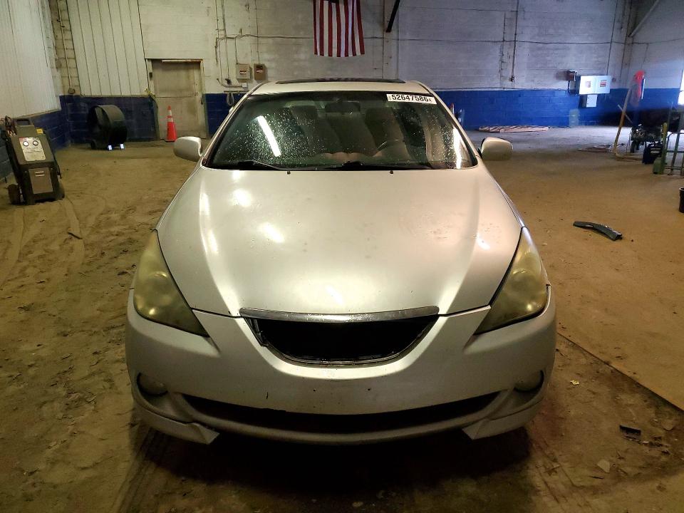 52647586 :رقم المزاد ، 4T1CA38P54U008926 vin ، 2004 Toyota Camry Solara مزاد بيع