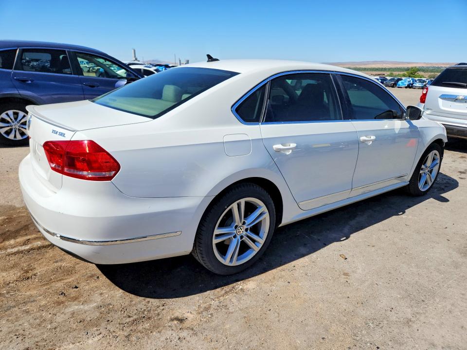 52919836 :رقم المزاد ، 1VWCV7A34FC064790 vin ، 2015 Volkswagen Passat مزاد بيع