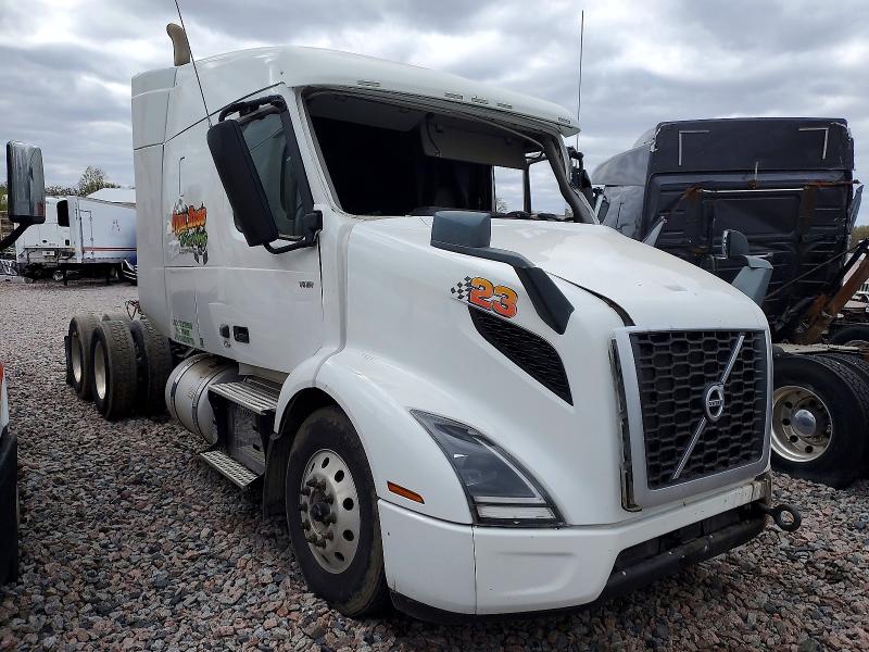 Auction sale of the 2020 Volvo Vnr, vin: 4V4WC9EH9LN233973, lot number: 52740496