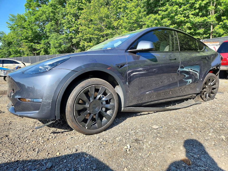 Продажа на аукционе авто 2023 Tesla Model Y, vin: 7SAYGDEEXPF852963, номер лота: 53453356
